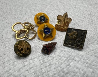 Vintage Boy scout pins (7)