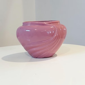 Vintage 1980’s Draped Mauve Art Deco Revival Haeger Planter