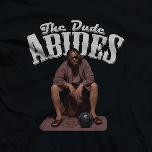 The Dude Abides - Line Art Camisetas divertidas para fanáticos de Big Lebowski
