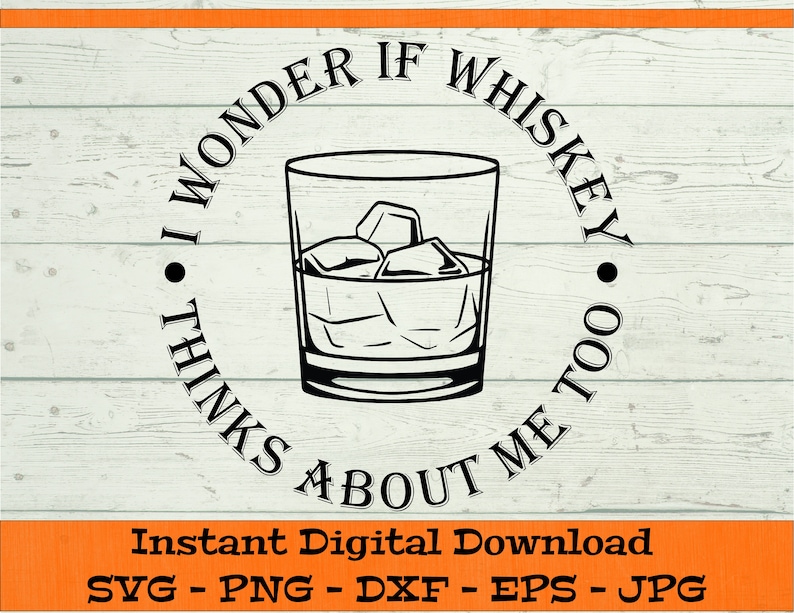 Pu&ograve; includere: Grafica in bianco e nero di un bicchiere di whisky con cubetti di ghiaccio. Il testo intorno al bicchiere dice "Mi chiedo se il whisky pensa anche a me."
