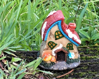 Fairy House, Miniature Fairy House, Gnome House, Whimsical MIniature House