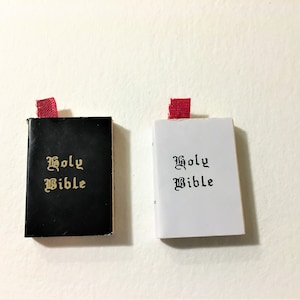 Miniature Bible, Miniature Books, Fairy Accessories, Home Decor, Holy Bible, Dollhouse Accessory, Prayer Books