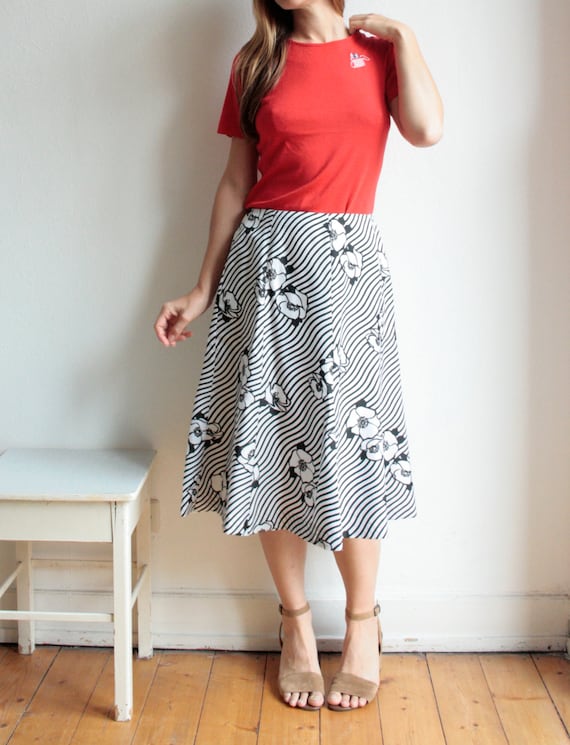 Vintage midi skirt retro floral print 70s black and white | Etsy