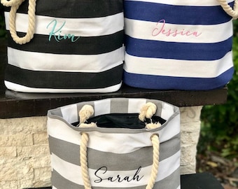 Bridesmaid Bag, Personalized Bridesmaid tote, Striped Beach bag. Gift for Her