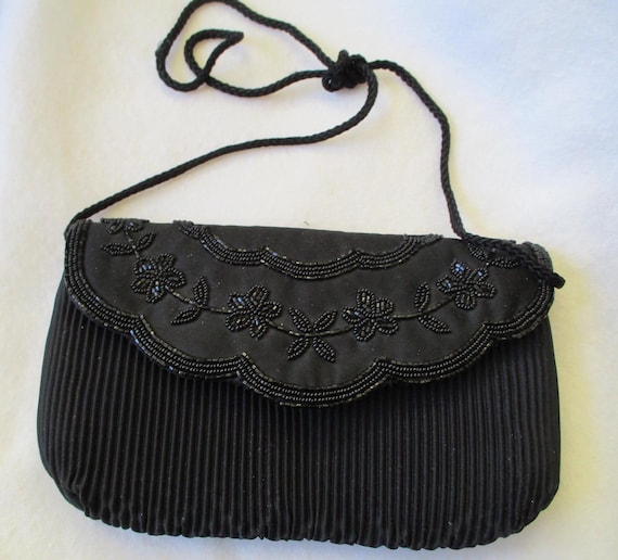 ビンテージビーズ　クラッチバッグ ヴィンテージ ブラック ビーズ イブニング クラッチ バッグ (タック
