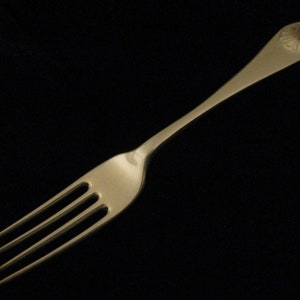 Kirk Stieff Williamsburg Sterling Silver Shell Fork