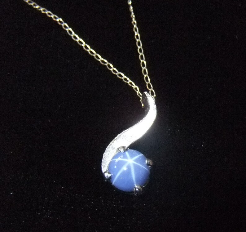 Vintage Blue Linde Star Sapphire Pendant 14kt White Gold - Linde Star Sapphire Pendant Vintage Blue Linde Star Sapphire Pendant 14kt White Gold - Linde Star Sapphire Pendant