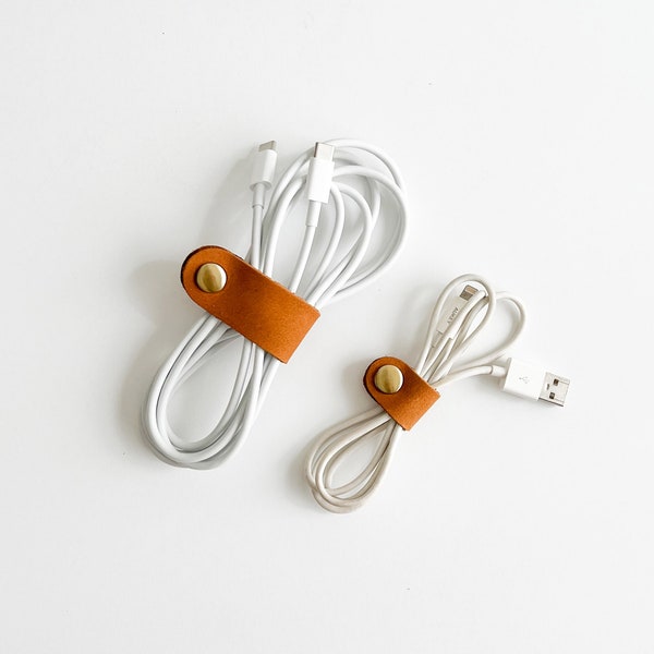 Set of 2 leather cable organizer, cord organizer, leather cord holder, cord keeper, cord wrap