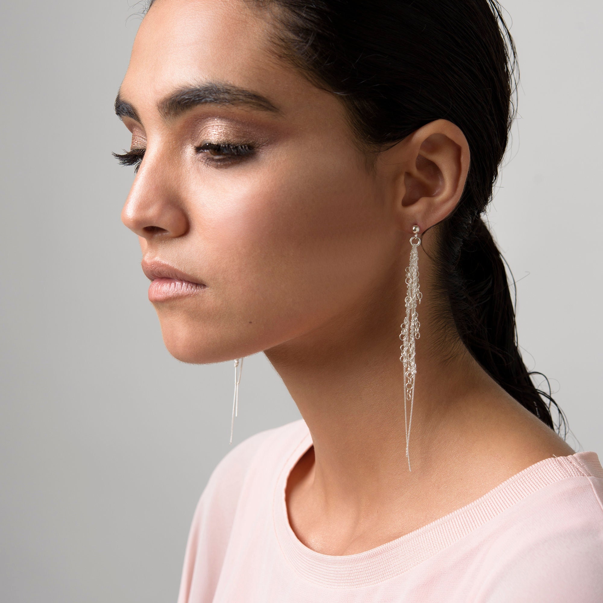 Aggregate more than 82 extra long silver earrings super hot