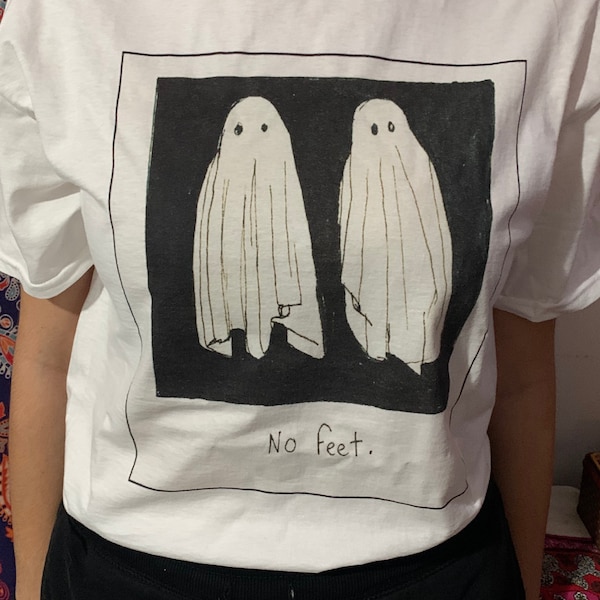 Ghosts No Feet T-Shirt (Beetlejuice inspired)