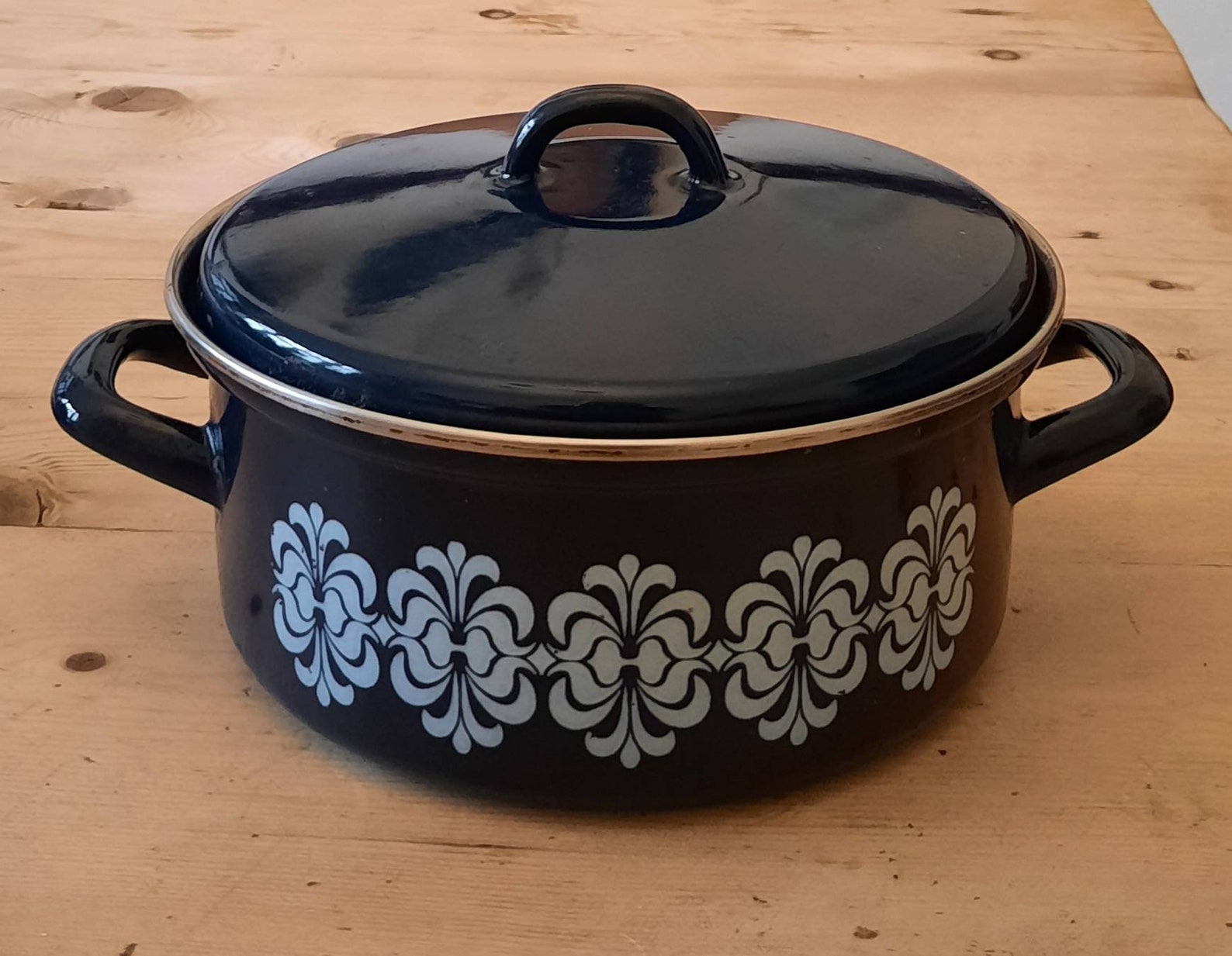 Vintage Mid Century Metal Enamel Cooking Pot With Lid Etsy