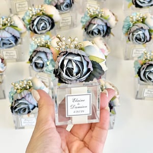 Dusty Blue Wedding Favors for Guests, Luxury Favors Candy Box, Elegance Party Favors, Custom Personalized Engagement Gifts, Classic Wedding