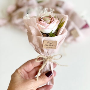 10 Wedding favors for guests, Wedding favors, Mini bouquets , Favors, Pink favors, Baby shower , Personalized favors, Rustic favors, Wedding