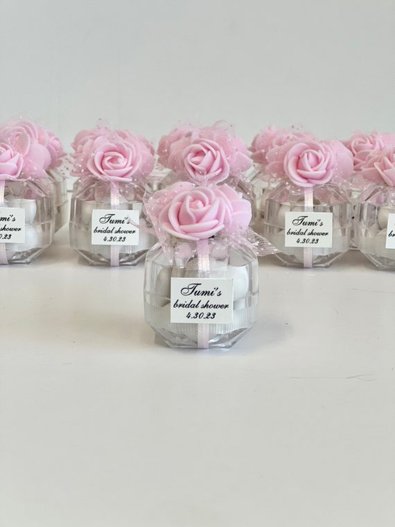 10 Actually Useful Wedding Favors