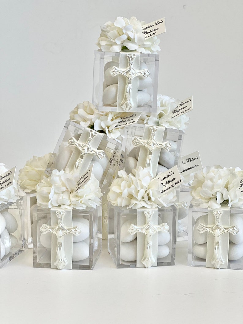 10 pcs Baptism Favors, Christening Favors, Favors Boxes, Cross Favors, Custom Favors, First Communion Souvenirs, Personalized Baptism Gifts image 5