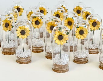 Sunflowers Wedding Favors for Guests, Rustic Party Favors, Quinceanera Sweet 15 Favors, Wholesale Bulk Favors Souvenirs Gifts, Glass Dome
