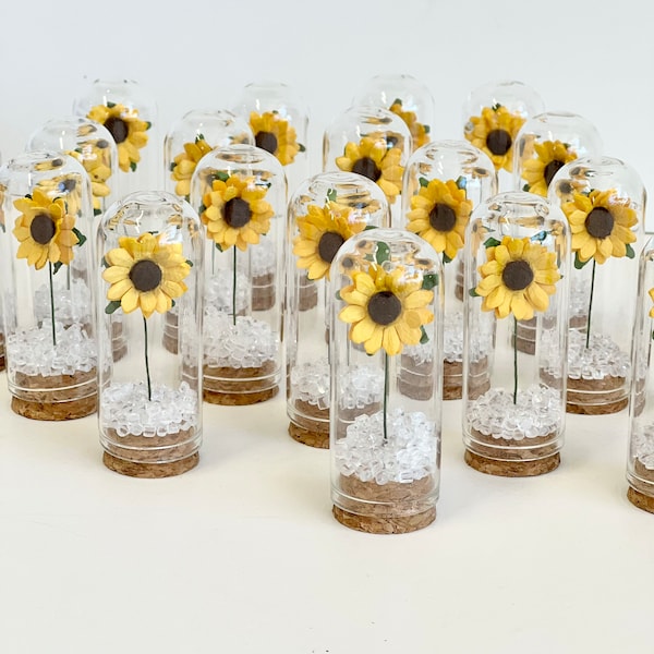 Sunflowers Wedding Favors for Guests, Rustic Party Favors, Quinceanera Sweet 15 Favors, Wholesale Bulk Favors Souvenirs Gifts, Glass Dome