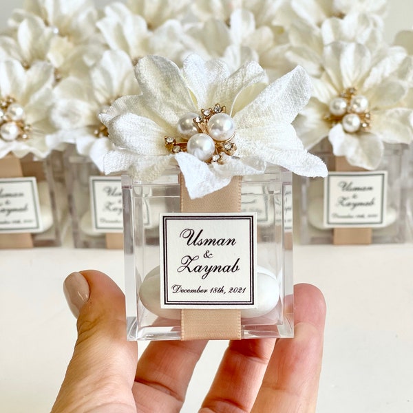 Ivory Wedding Favors Boxes, Elegance Wedding Favors for Guests, Luxury Party Favors, Beige Wedding Custom Favors, Quinceanera Favors Gifts