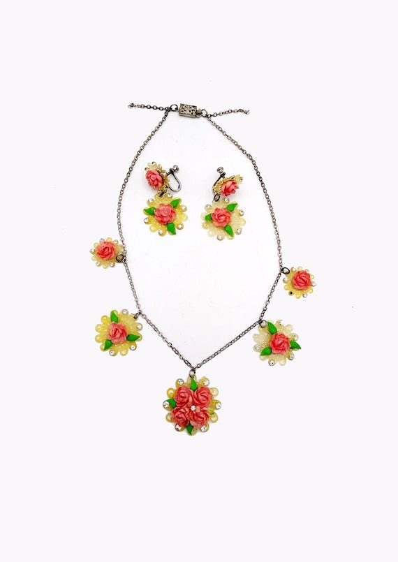 Celluloid & Seashell Roses Necklace Earrings