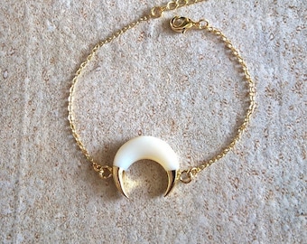 Half moon moon chain bracelet boho style/minimalist bracelet