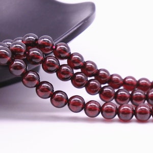 Grade 4A Natural Garnet Beads, Smooth Round 3mm-8mm, 15.4 Inch Strand (GG08)