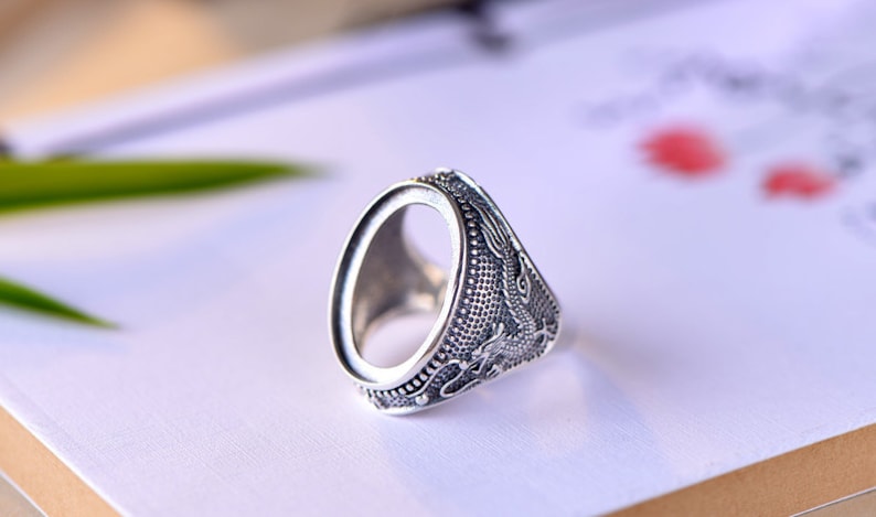Adjustable Thai Sterling Silver Men/'s Ring Blank Cabochon Ring Setting with Dragon Carved R145B 15x20mm Oval Blank