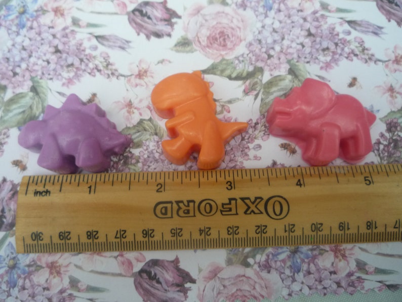 baby dinosaur novelty soap x 6 image 8