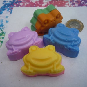 novelty frog shaped soap x 4 soaps image 2