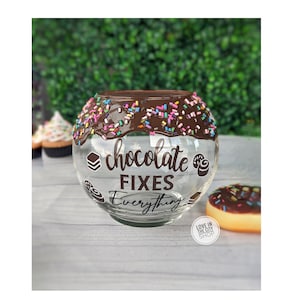 Personalized glass chocolate candy bowl, Chocolate bowl, office candy jar, receptionist candy bowl, Candy Theme party, Teacher jar bild 3