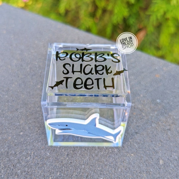 Custom plastic tooth holder for shark teeth, vacation shark keepsake for great white shark tooth, personalized shark keepsake, ocean finding