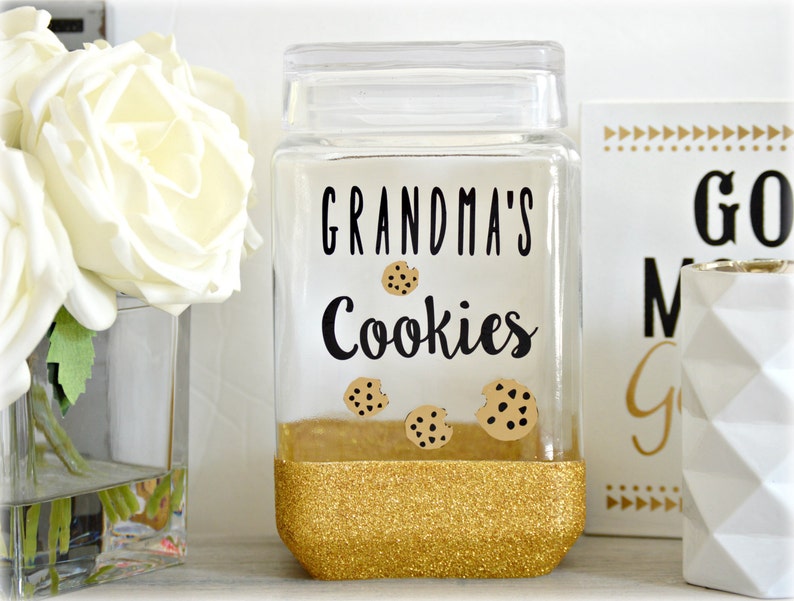 Personalized glass cookie jar for Grandma, airtight cookie container for pantry, custom nana baking jar, modern cookie holder for counter image 1