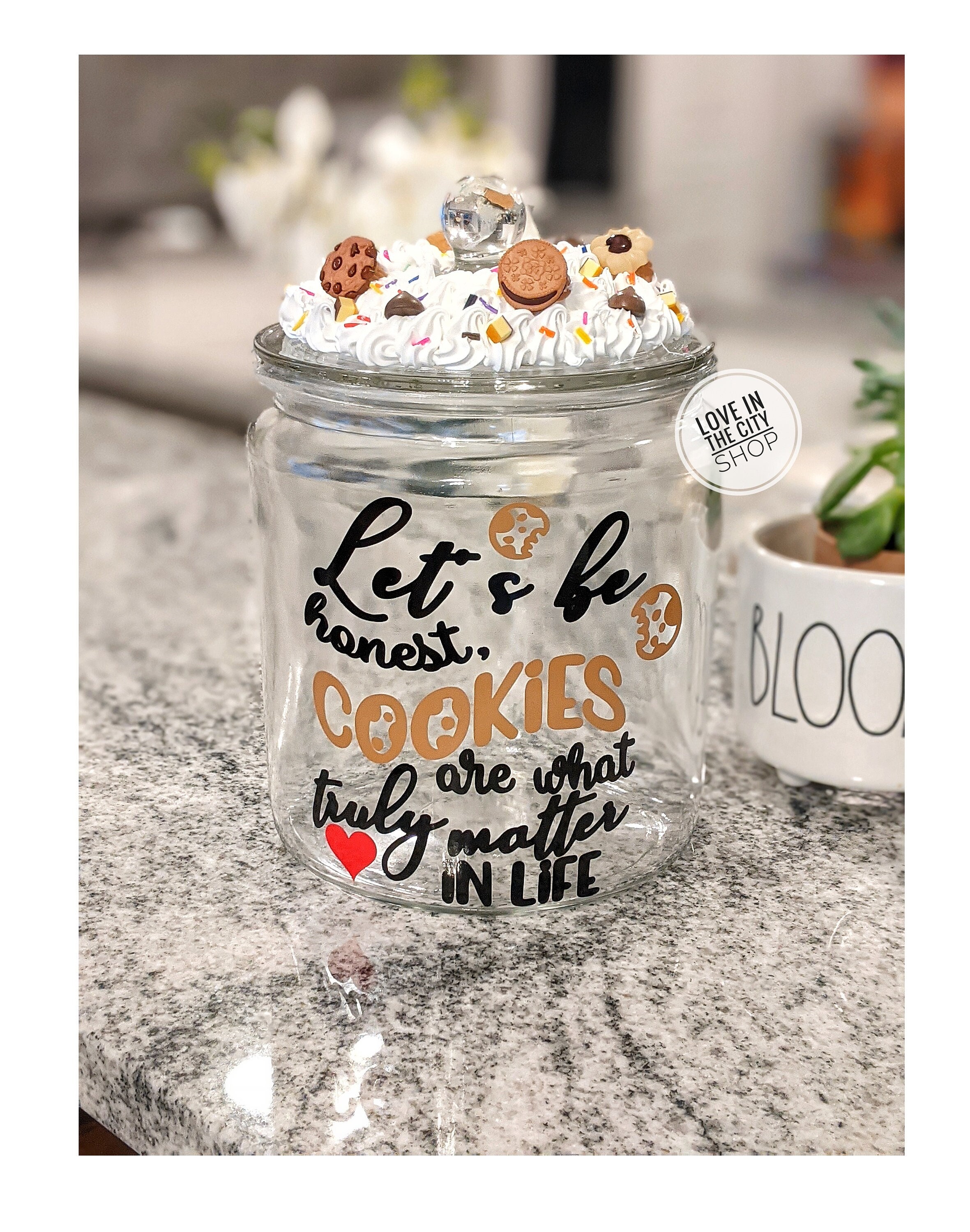 Unique and Large Cookie Jars with Gift Box Airtight Ceramic Cookie  Containers