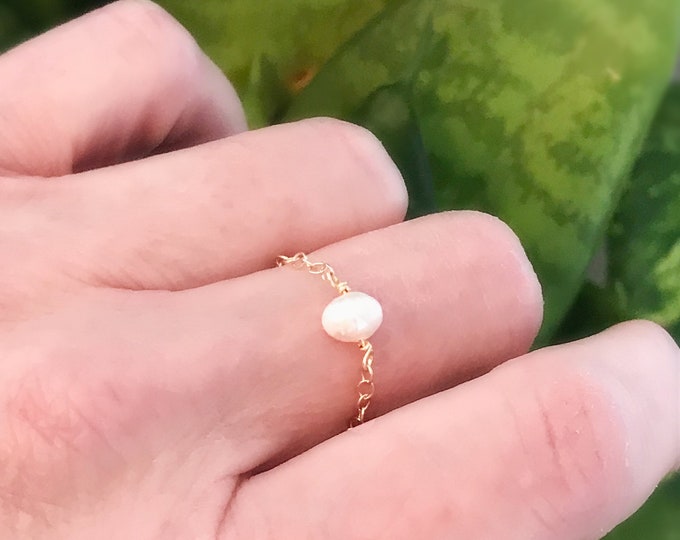 Gold Pearl Ring, 14k Gold Filled Chain, Freshwater Pearl, Minimalist, Dainty Gold Filled Ring, Choose Size, #779