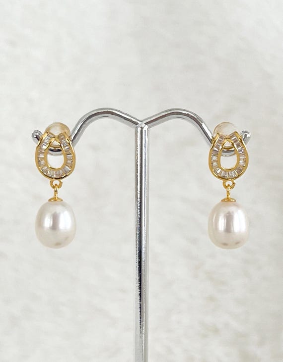 Equestrian Baguette Diamond Zircon Earrings, Gold Horseshoe Freshwater Pearls Posts, Silver Zircon Horseshoe Earrings, White Pearls, #1734