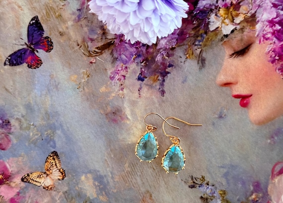 14k Gold Filled Petite Teardrop Earrings, Classic Kate Middleton Style, Small Dainty Earrings, Gift for her #1815