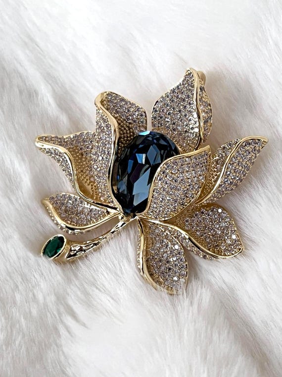 Angelina Jolie Inspired Floral Brooch, Vintage Style Statement Brooch, Gold Zircon Lotus Flower, Floral Brooch Pin Jewelry Gift #1762