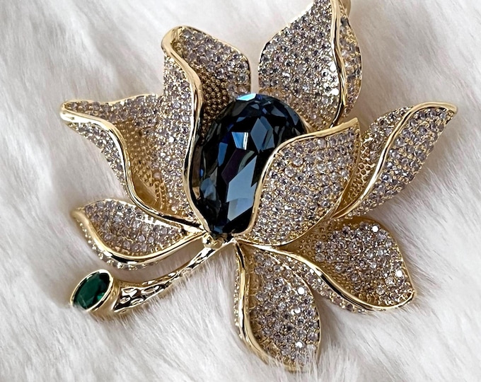Angelina Jolie Inspired Floral Zircon Brooch, Gold Lotus Flower with Faceted London Blue Center Crystal, Small Emerald Green Stem CZ #1762