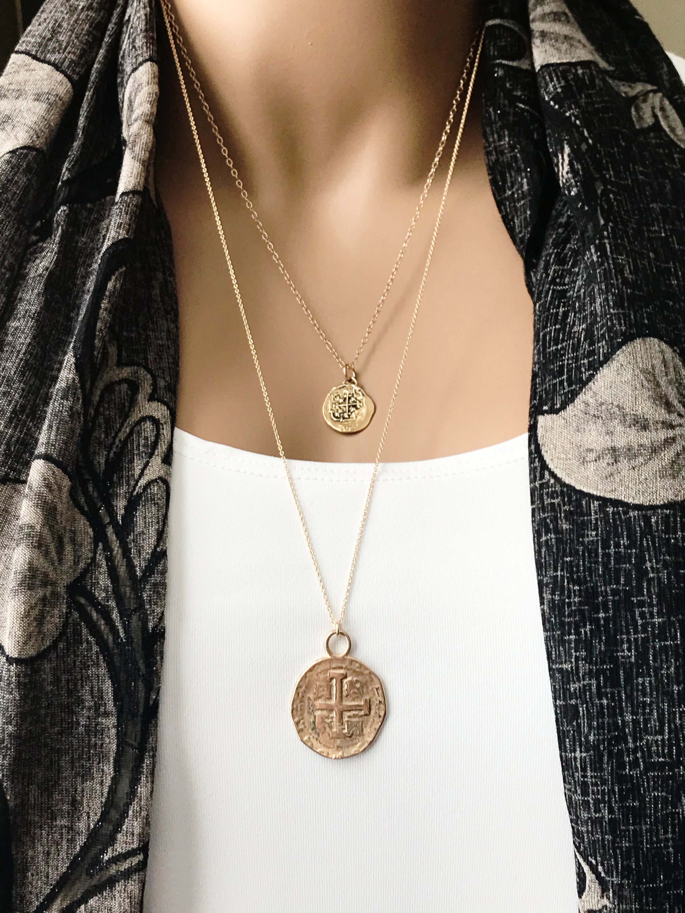 DiamondJewelryNY Scroll Fashion Pendant DiamondJewelryNY Scroll Fashion Pendant