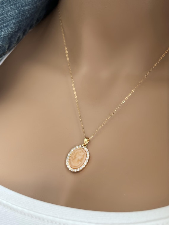 14k Gold Filled Cameo Necklace, Dainty MOP Quatrefoil Necklace, Favorite Design of Kate Middleton, Inspirational Modern Cross Design, #1214