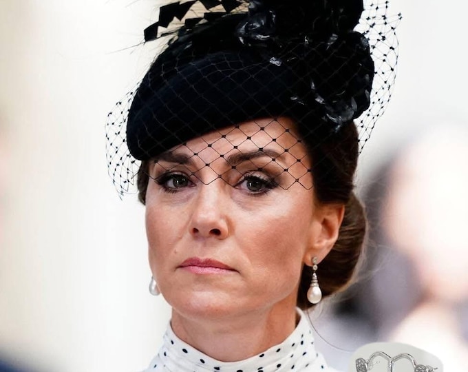 Princess Kate Genuine Water Drop Pearl Zircon Earrings, Freshwater Pearls, Sterling Silver Ear Pins & Backs, Royal Replicas, #1626