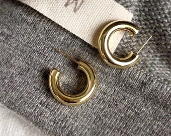 Hailey Gold Chunky Hoops, Hailey Inspired Thick Metal Hoop, Huggie Hoops, Silver or Gold, Sterling Silver Pins, Celebrity Inspired, #1578