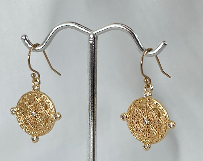 Meghan Markle Inspired Zircon Gold Medallion 14k Gold Filled Earrings, Round Geometric Lines, Dainty and Light Sparkling Medallions, #1550