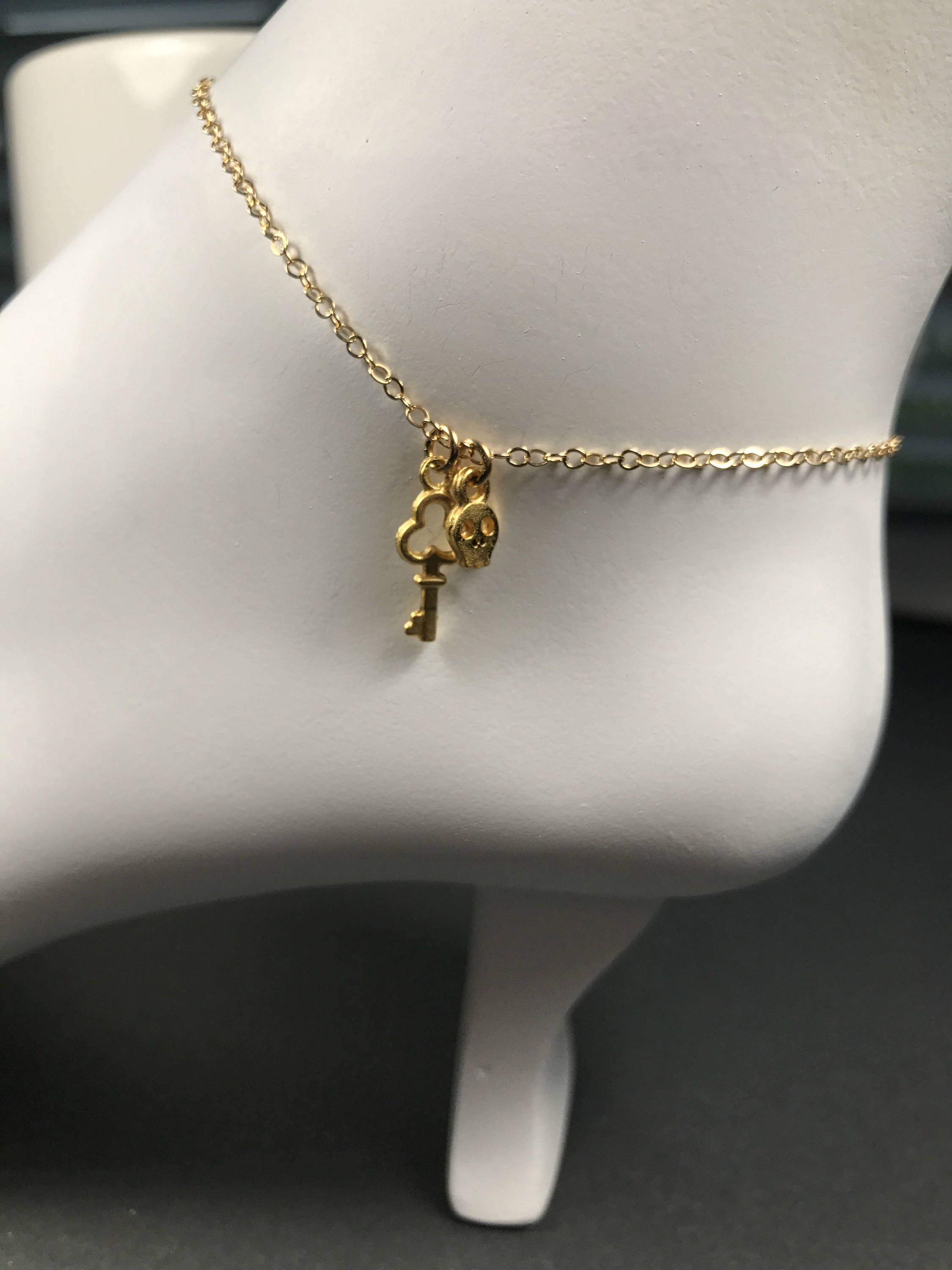 Gold Skull and Key Anklet / 14k Gold Filled Anklet / Beach Jewelry