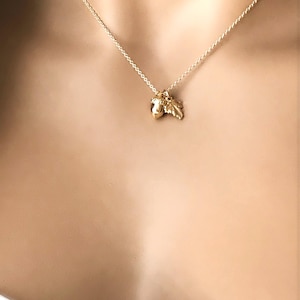 Kate Middleton Necklace, BEST SELLER Acorn 14k Gold Filled Necklace, Replikate Mixed Metal Layering Necklace, Royal Family Inspiration #771
