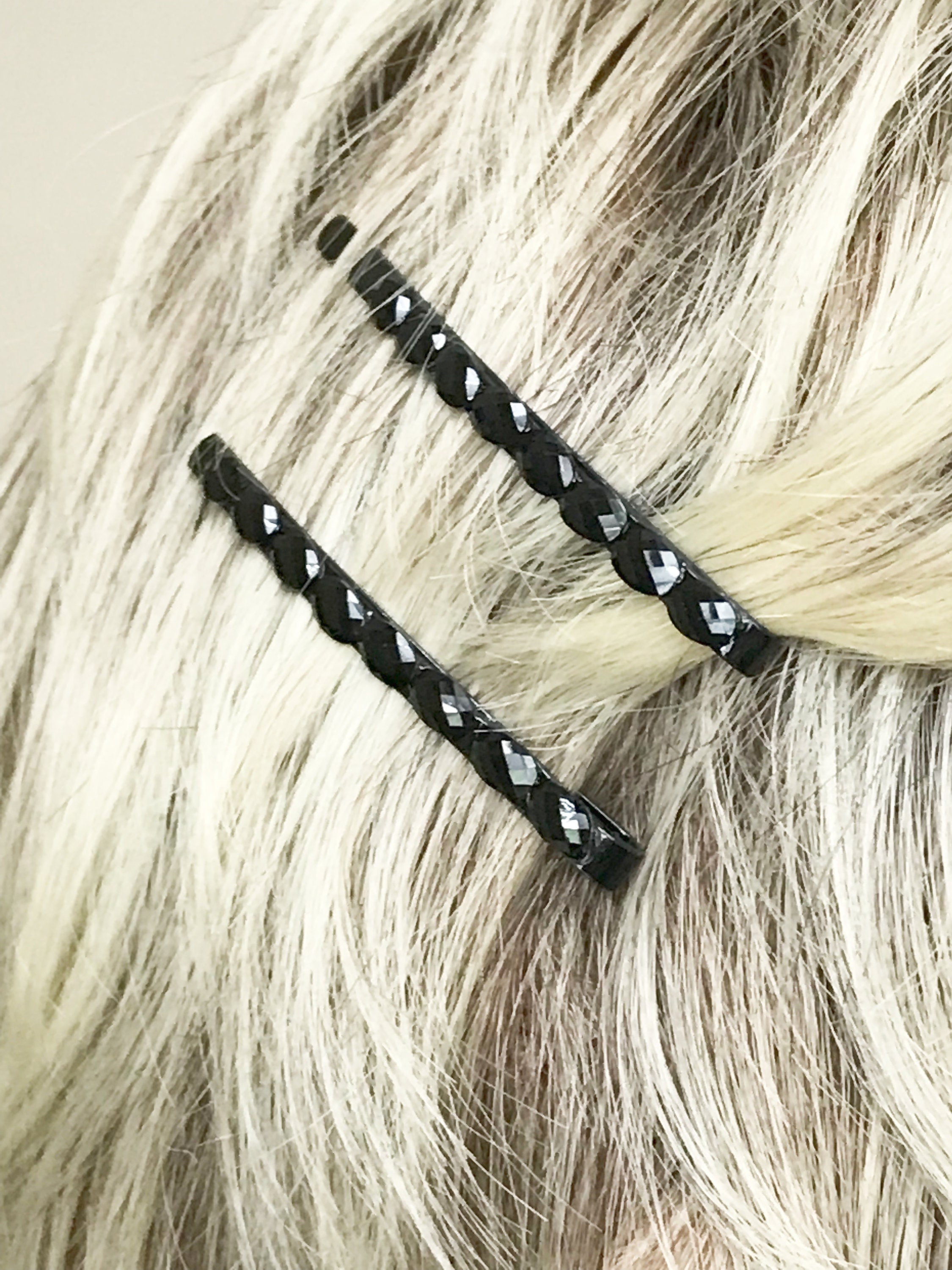 aesthetic bobby pins
