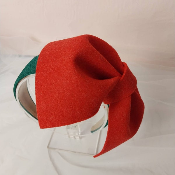 BoutiquebyBrendaLee Fascinator serre-tête haut de gamme avec noeud en feutre rouge Noël Noël