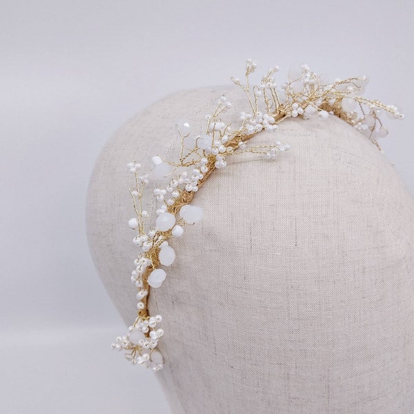 BoutiquebyBrendaLee GYPSOPHILA Bandeau en cristal de perles blanches, cheveux de mariée, casque de mariage inspiré du souffle de bébé, serre-tête fait main en australie