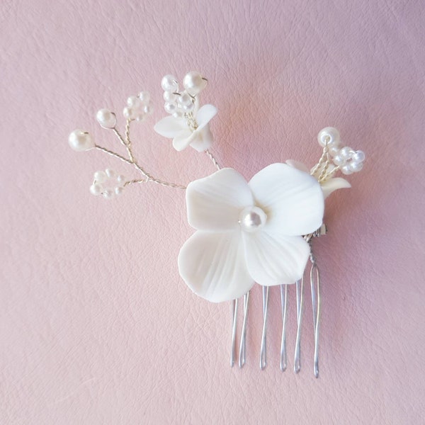 JOLIE Haircomb White Flowers Hairpins Pearl Bridal Wedding floral headpiece Pin Headpiece Hair comb Accessories Australia Handmade