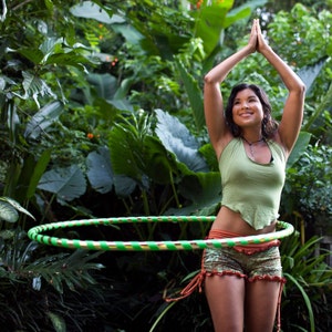38&quot; Beginner Travel Hula Hoop // Push Button Connector for coiling