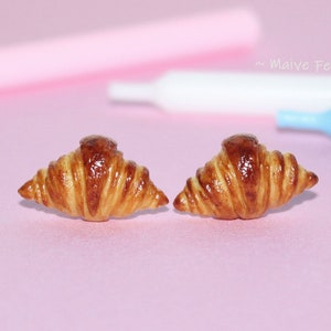 Croissant Stud Earrings - Handmade Miniature Food Jewelry - Maive Ferrando